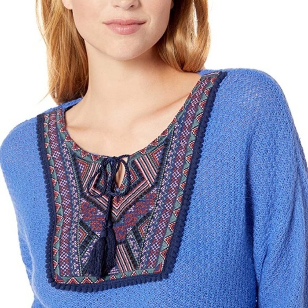 Vintage America Plus size Embroidered Neckline sweater - Picture 2 of 3